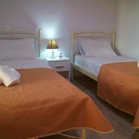 Christos Family Apartments Α Corfu  ภายนอก รูปภาพ